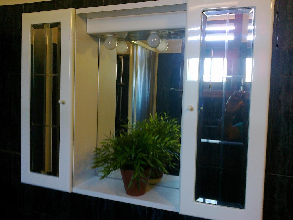 Rohan Villa Hikkaduwa Exterior photo